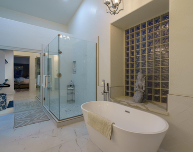 17635 N 55th Place - Photo Thumbnail 3