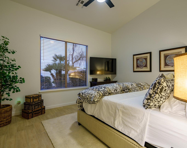 17635 N 55th Place - Photo Thumbnail 26