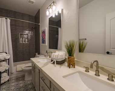 17635 N 55th Place - Photo Thumbnail 76