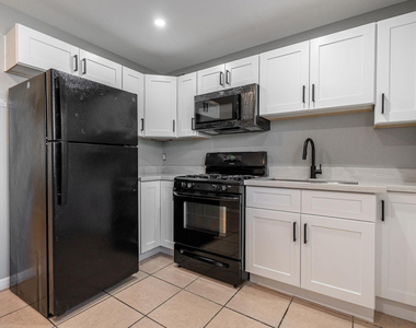 4423 N 23rd Avenue - Photo Thumbnail 6