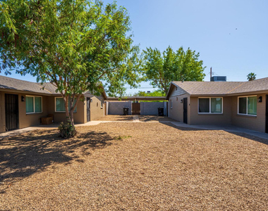 4423 N 23rd Avenue - Photo Thumbnail 15