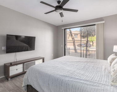 705 W Queen Creek Road - Photo Thumbnail 58