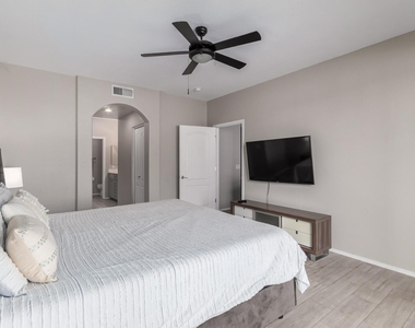 705 W Queen Creek Road - Photo Thumbnail 43