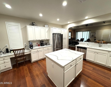 2029 N 164th Avenue - Photo Thumbnail 3