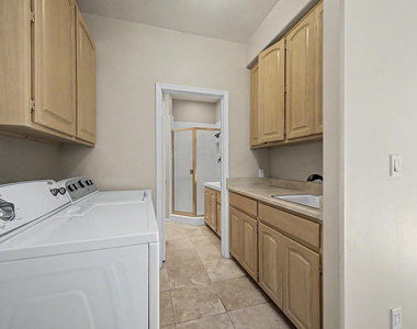 8407 E Del Camino Drive - Photo Thumbnail 26