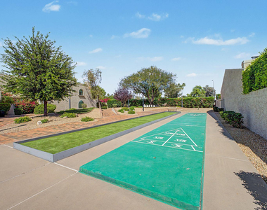 8407 E Del Camino Drive - Photo Thumbnail 29