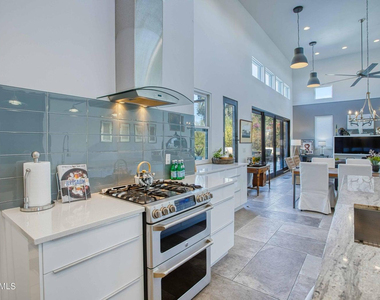 3230 E Colter Street - Photo Thumbnail 11