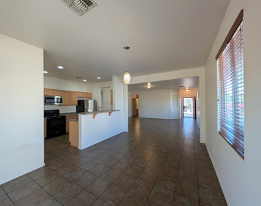 7323 W St Charles Avenue - Photo Thumbnail 23