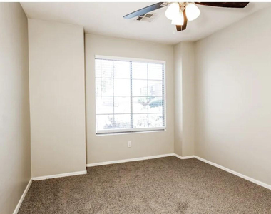 23949 W Antelope Trail - Photo Thumbnail 9