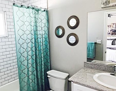 3011 N 38th - Photo Thumbnail 10