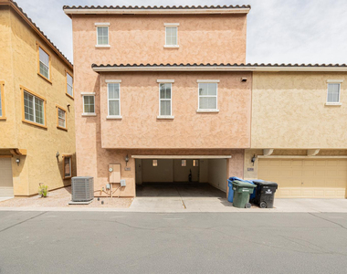 2032 N 78th Glen - Photo Thumbnail 21