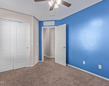 4937 N 108th Avenue - Photo Thumbnail 25