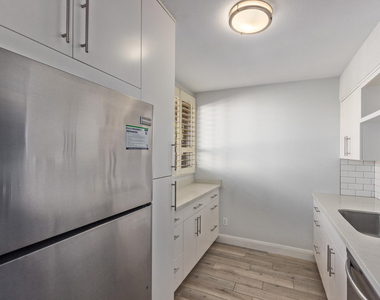 4727 E Lafayette Boulevard - Photo Thumbnail 7