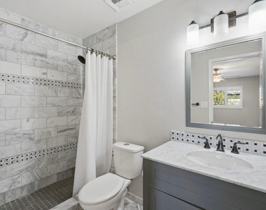 4026 N Granite Reef Road - Photo Thumbnail 19