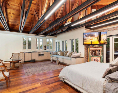 341 E Monte Vista Road - Photo Thumbnail 28