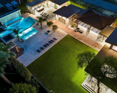 341 E Monte Vista Road - Photo Thumbnail 2
