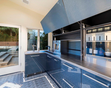 341 E Monte Vista Road - Photo Thumbnail 57