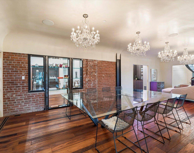 341 E Monte Vista Road - Photo Thumbnail 9