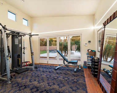 341 E Monte Vista Road - Photo Thumbnail 62