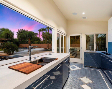 341 E Monte Vista Road - Photo Thumbnail 59