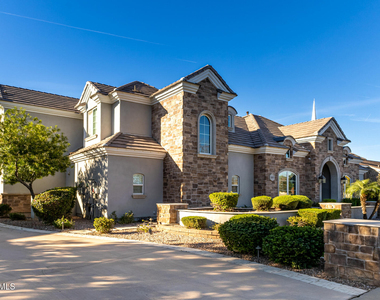 2013 E Mallory Street - Photo Thumbnail 13