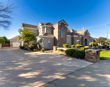 2013 E Mallory Street - Photo Thumbnail 14