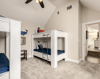 2013 E Mallory Street - Photo Thumbnail 10