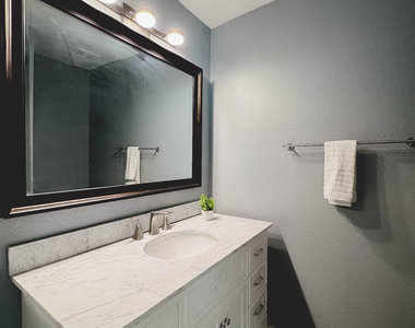 8055 E Thomas Road - Photo Thumbnail 1