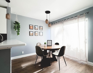 8055 E Thomas Road - Photo Thumbnail 20
