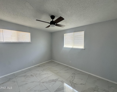 5104 Paris Avenue - Photo Thumbnail 8