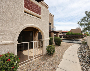 5757 W Eugie Avenue - Photo Thumbnail 3