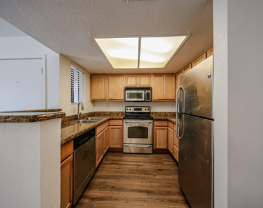 5757 W Eugie Avenue - Photo Thumbnail 50