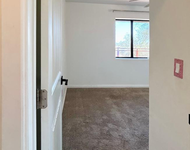 1750 W Pearce Road - Photo Thumbnail 34