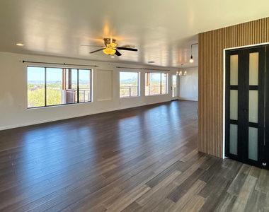 1750 W Pearce Road - Photo Thumbnail 9