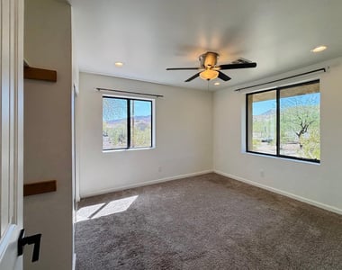 1750 W Pearce Road - Photo Thumbnail 33