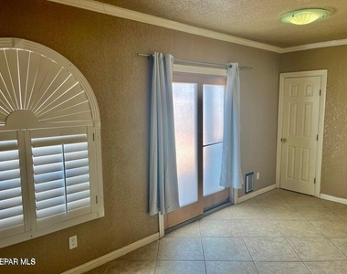 7409 Edgemere Boulevard - Photo Thumbnail 43