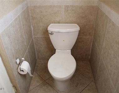 7409 Edgemere Boulevard - Photo Thumbnail 23