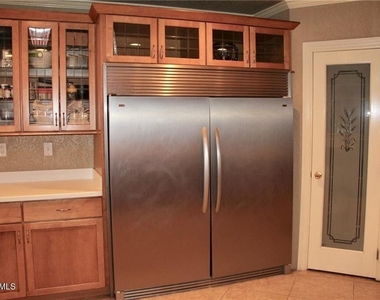 7409 Edgemere Boulevard - Photo Thumbnail 13