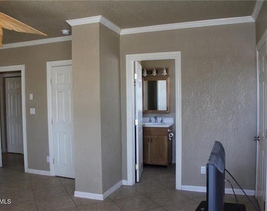 7409 Edgemere Boulevard - Photo Thumbnail 47