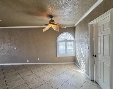 7409 Edgemere Boulevard - Photo Thumbnail 5