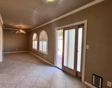 7409 Edgemere Boulevard - Photo Thumbnail 19
