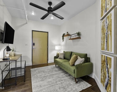 518 W San Antonio Avenue - Photo Thumbnail 1