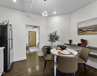 518 W San Antonio Avenue - Photo Thumbnail 6