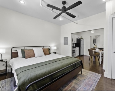 518 W San Antonio Avenue - Photo Thumbnail 5