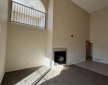 943 Montera Road - Photo Thumbnail 5