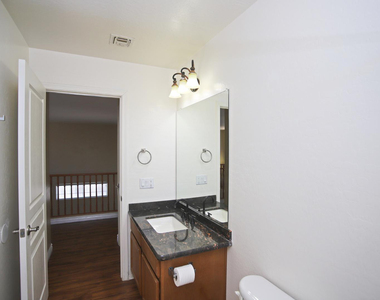 512 E Rainbow - Photo Thumbnail 28