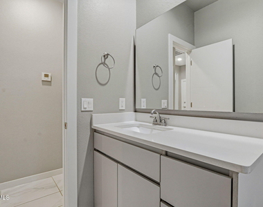 125 Via Rojas Drive - Photo Thumbnail 24