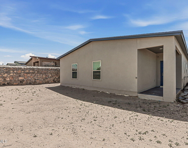 125 Via Rojas Drive - Photo Thumbnail 38