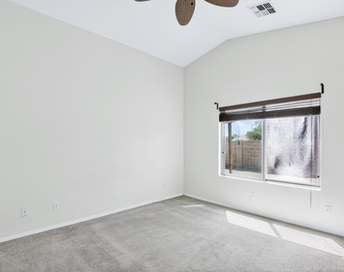 6550 S 44th Avenue - Photo Thumbnail 16