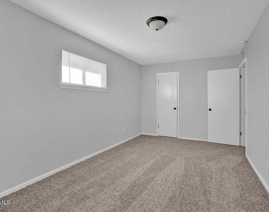 1782 Pico Alto Drive - Photo Thumbnail 9
